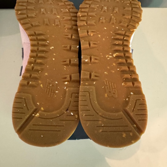 New balance 574 Space pink 8 1/2 - Picture 6 of 6